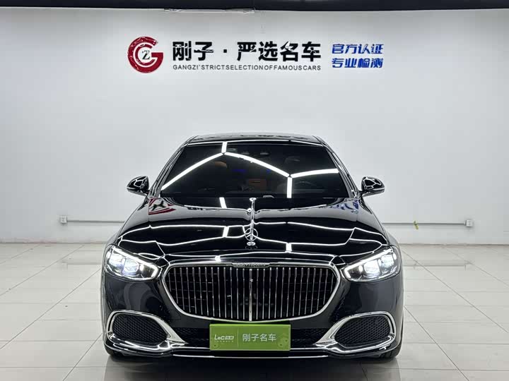 Фото 2 - Mercedes-Benz Maybach S-Class