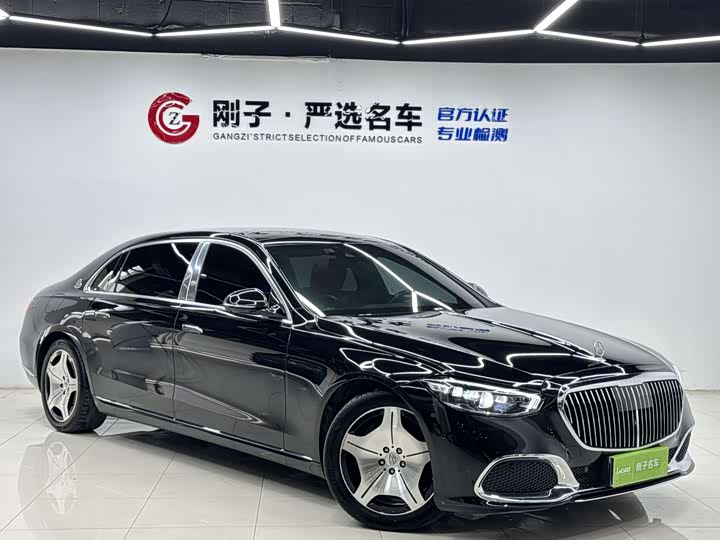 Фото 3 - Mercedes-Benz Maybach S-Class