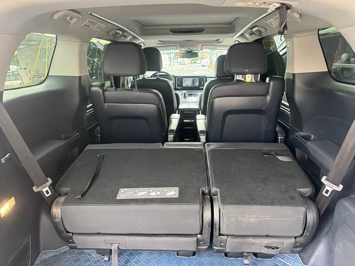 Фото 10 - GAC Trumpchi M8