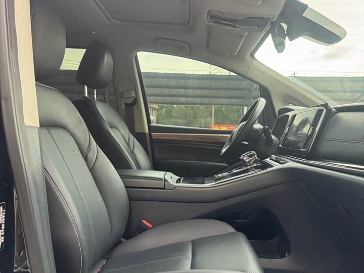 Фото 13 - GAC Trumpchi M8