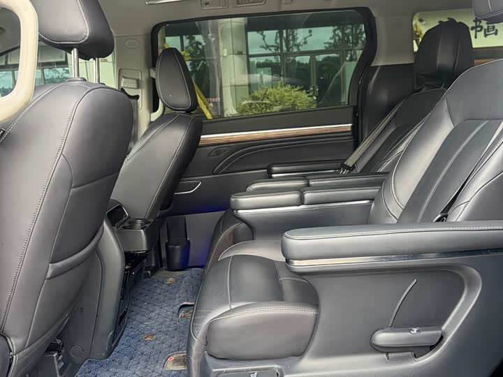 Фото 6 - GAC Trumpchi M8