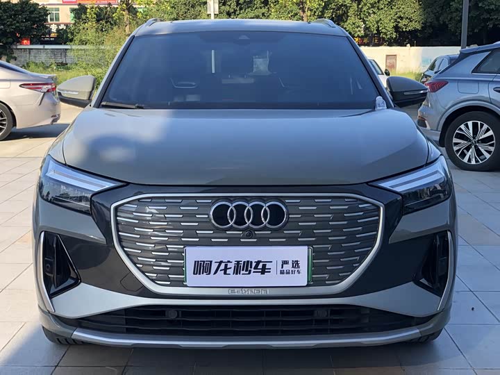 Фото 3 - Audi Q4 e-tron