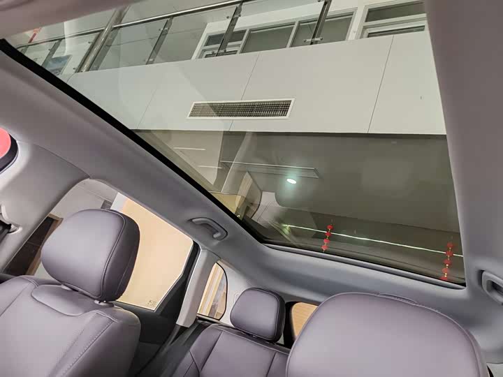 Фото 13 - Leapmotor C10