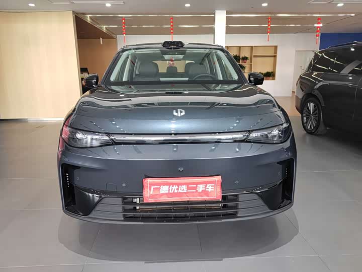 Фото 2 - Leapmotor C10