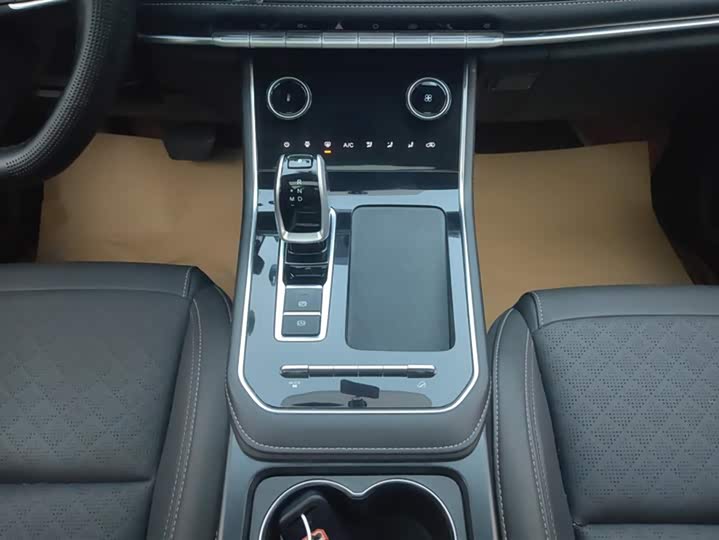 Фото 16 - Chery Tiggo 8