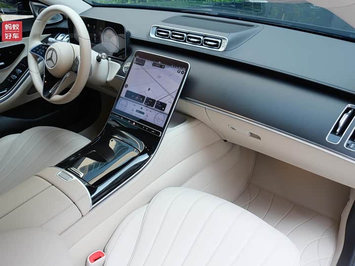 Фото 10 - Mercedes-Benz S-Class