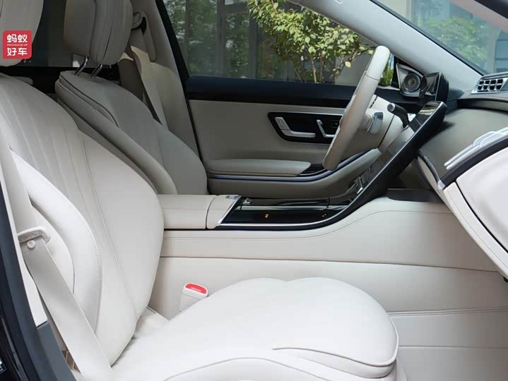 Фото 12 - Mercedes-Benz S-Class