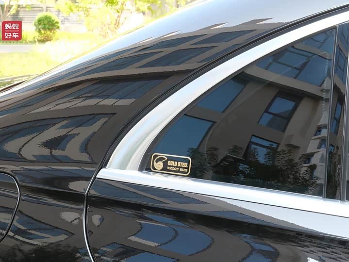 Фото 22 - Mercedes-Benz S-Class