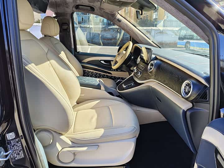 Фото 12 - Mercedes-Benz Vito