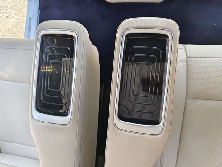 Фото 15 - Mercedes-Benz Vito