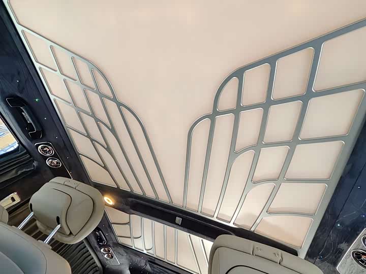 Фото 21 - Mercedes-Benz Vito