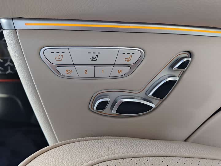 Фото 23 - Mercedes-Benz Vito