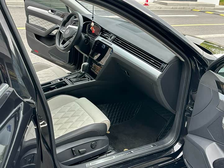 Фото 5 - Volkswagen Magotan