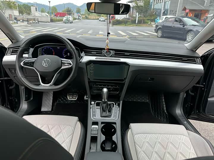 Фото 6 - Volkswagen Magotan