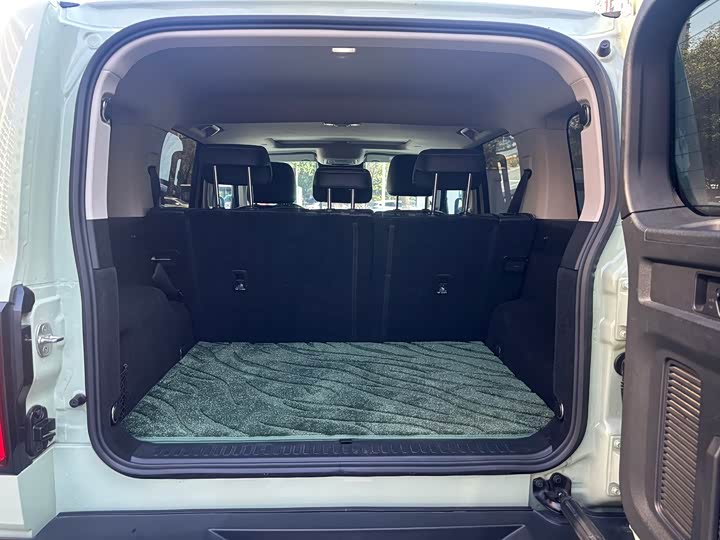 Фото 12 - Tank 300