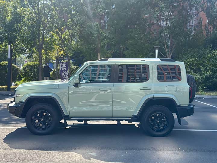 Фото 14 - Tank 300