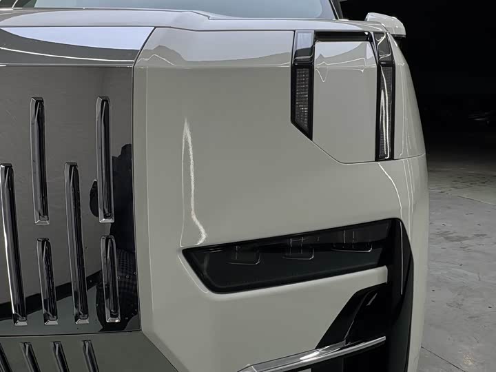 Фото 22 - Zeekr 009