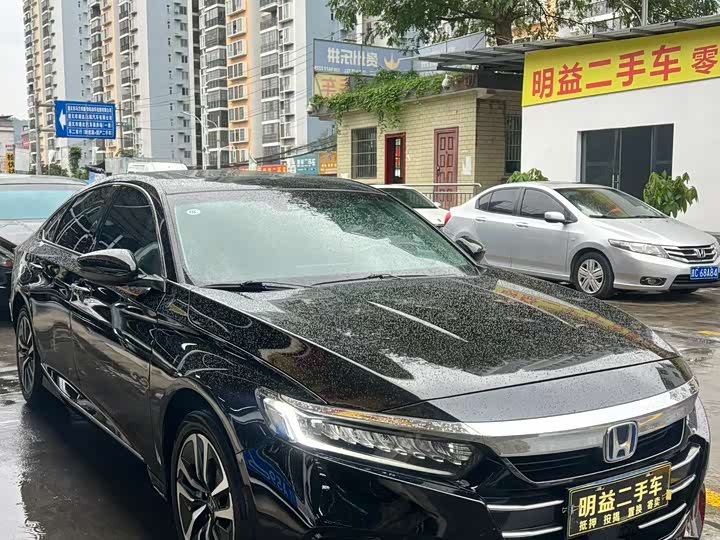 Фото 3 - Honda Accord