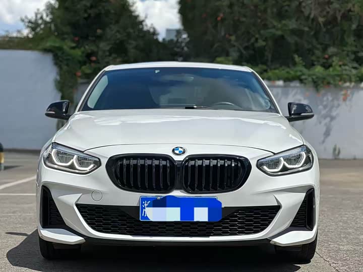 Фото 3 - BMW 1 Series
