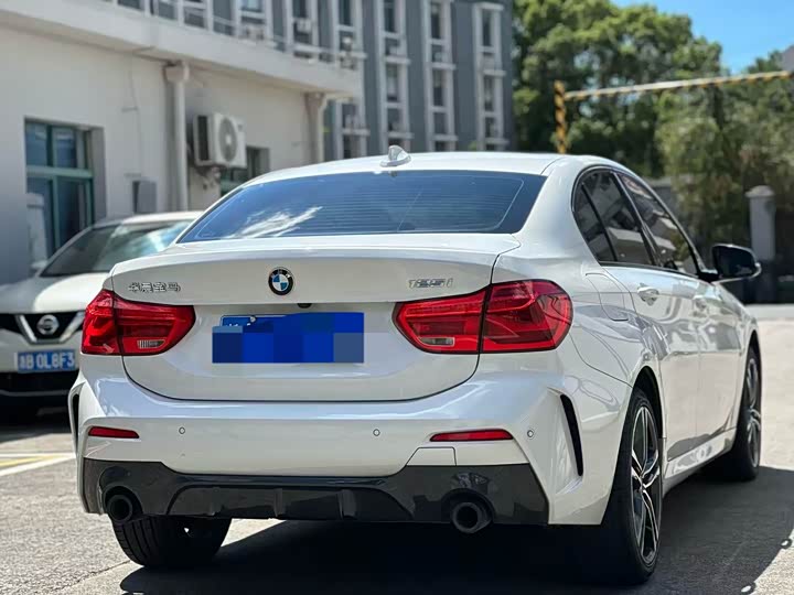 Фото 9 - BMW 1 Series