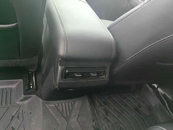 Фото 9 - Haval Raptor