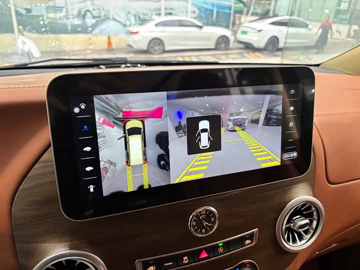 Фото 12 - Mercedes-Benz Vito