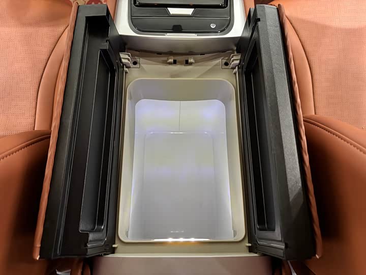 Фото 13 - Mercedes-Benz Vito