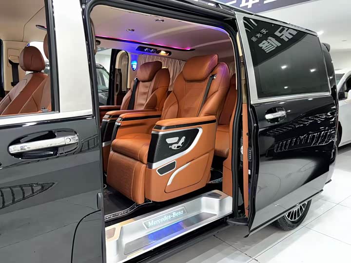 Фото 15 - Mercedes-Benz Vito