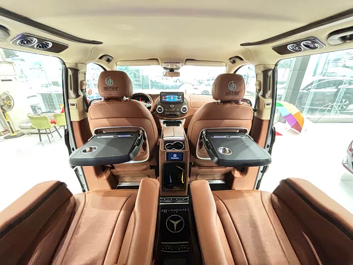 Фото 22 - Mercedes-Benz Vito