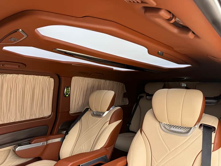 Фото 20 - Mercedes-Benz Vito