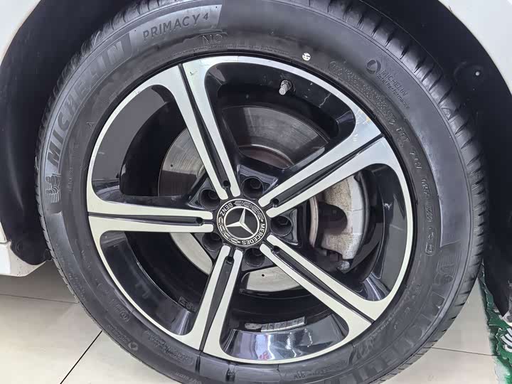 Фото 9 - Mercedes-Benz A-Class