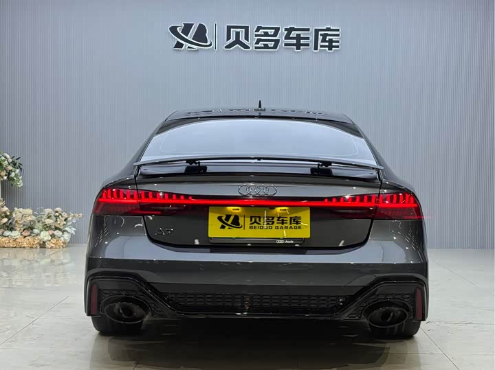 Фото 4 - Audi A7