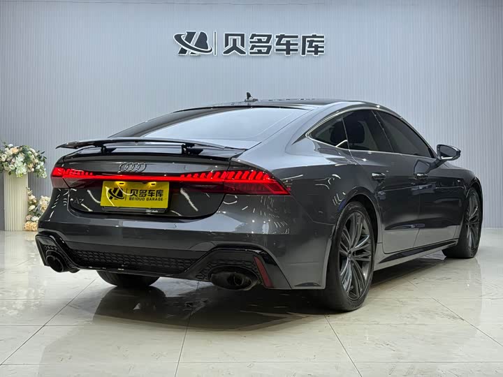 Фото 5 - Audi A7