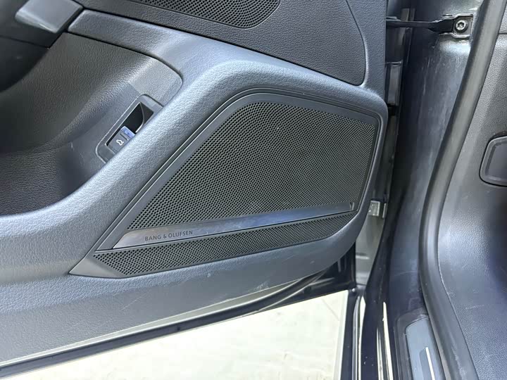 Фото 9 - Audi A7