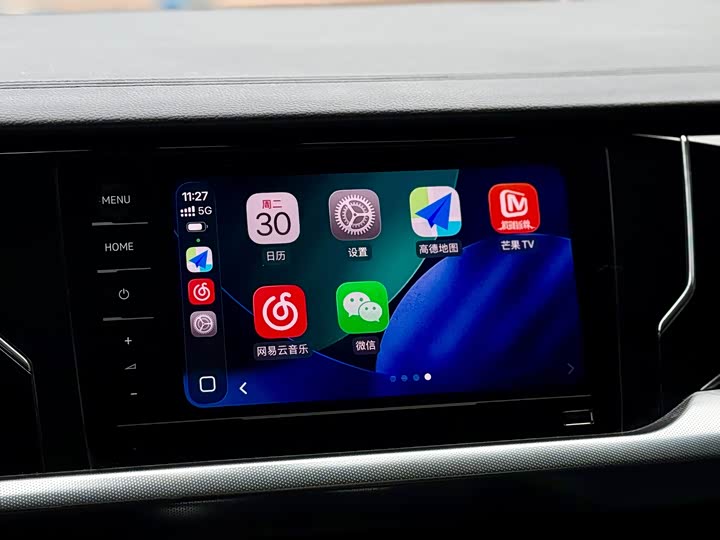 Фото 12 - Volkswagen Passat