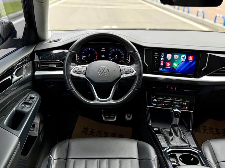 Фото 14 - Volkswagen Passat