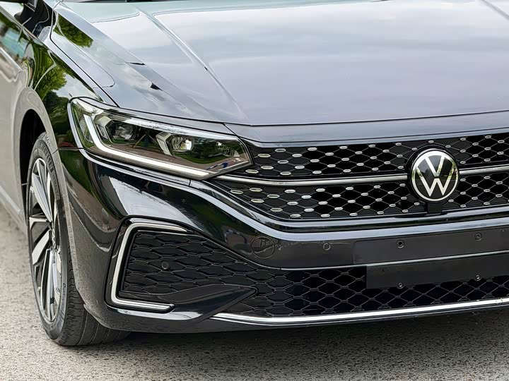 Фото 6 - Volkswagen Passat