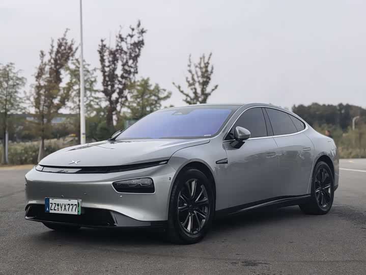 Фото 1 - XPeng P7