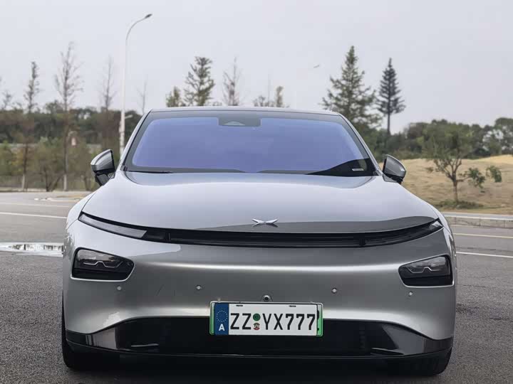 Фото 2 - XPeng P7