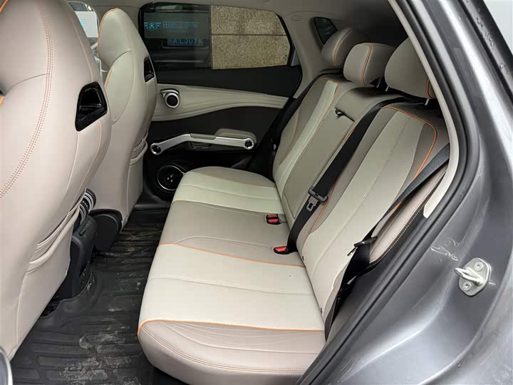 Фото 9 - BYD Yuan Plus