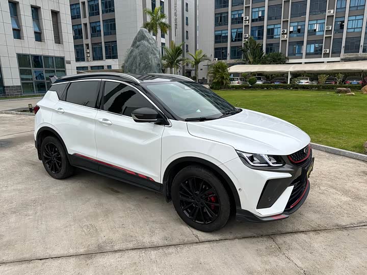 Фото 3 - Geely Coolray