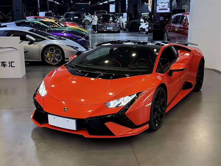 Фото 2 - Lamborghini Huracán