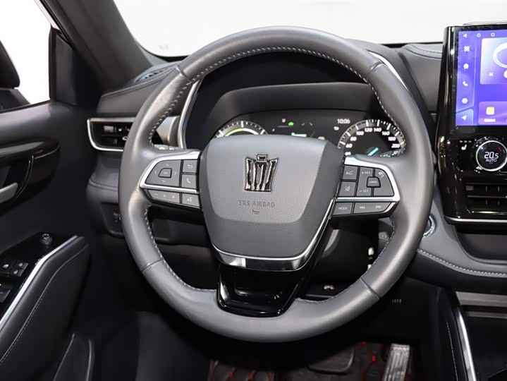 Фото 15 - Toyota Crown Kluger