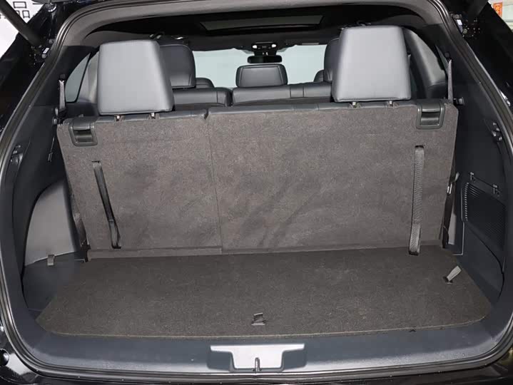 Фото 19 - Toyota Crown Kluger