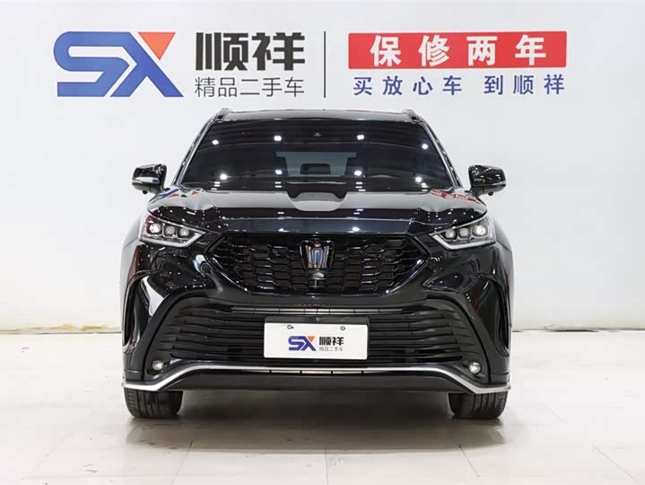 Фото 3 - Toyota Crown Kluger