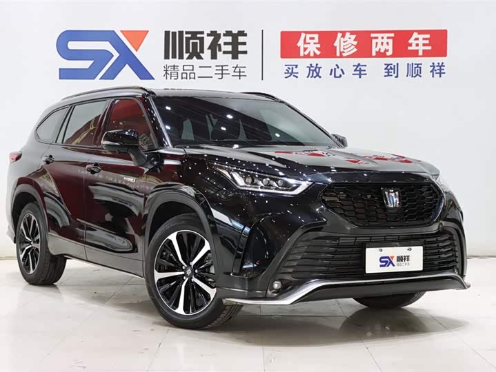 Фото 4 - Toyota Crown Kluger