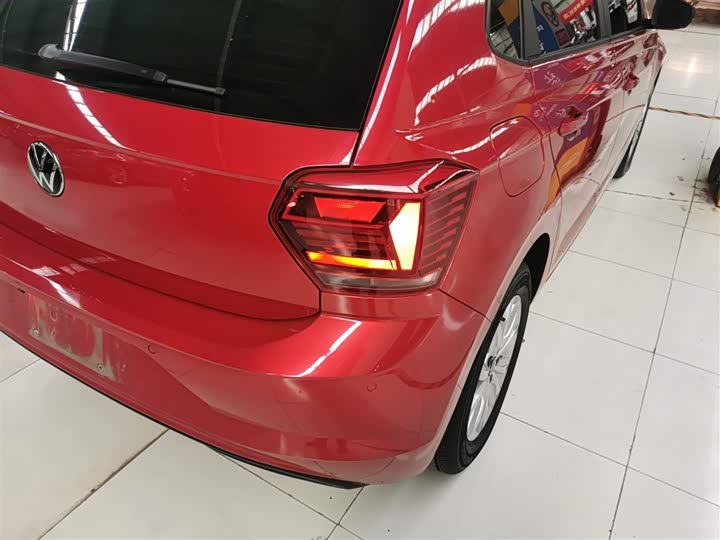 Фото 8 - Volkswagen Polo