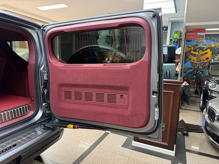 Фото 30 - Tank 700 Hybrid