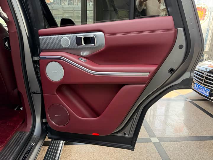 Фото 35 - Tank 700 Hybrid