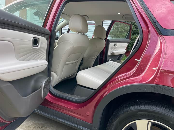 Фото 15 - GAC Aion UT